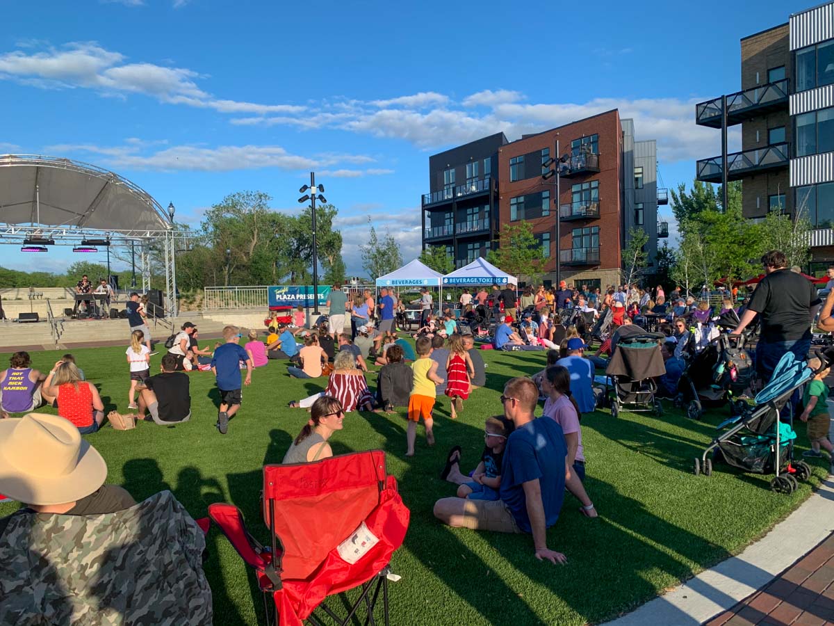 Crowd at Live to 9